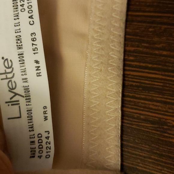 Bali Lilyette Comfort Lace Minimizer Bra 0428 Size 40DDD Paris Nude - Picture 6 of 7